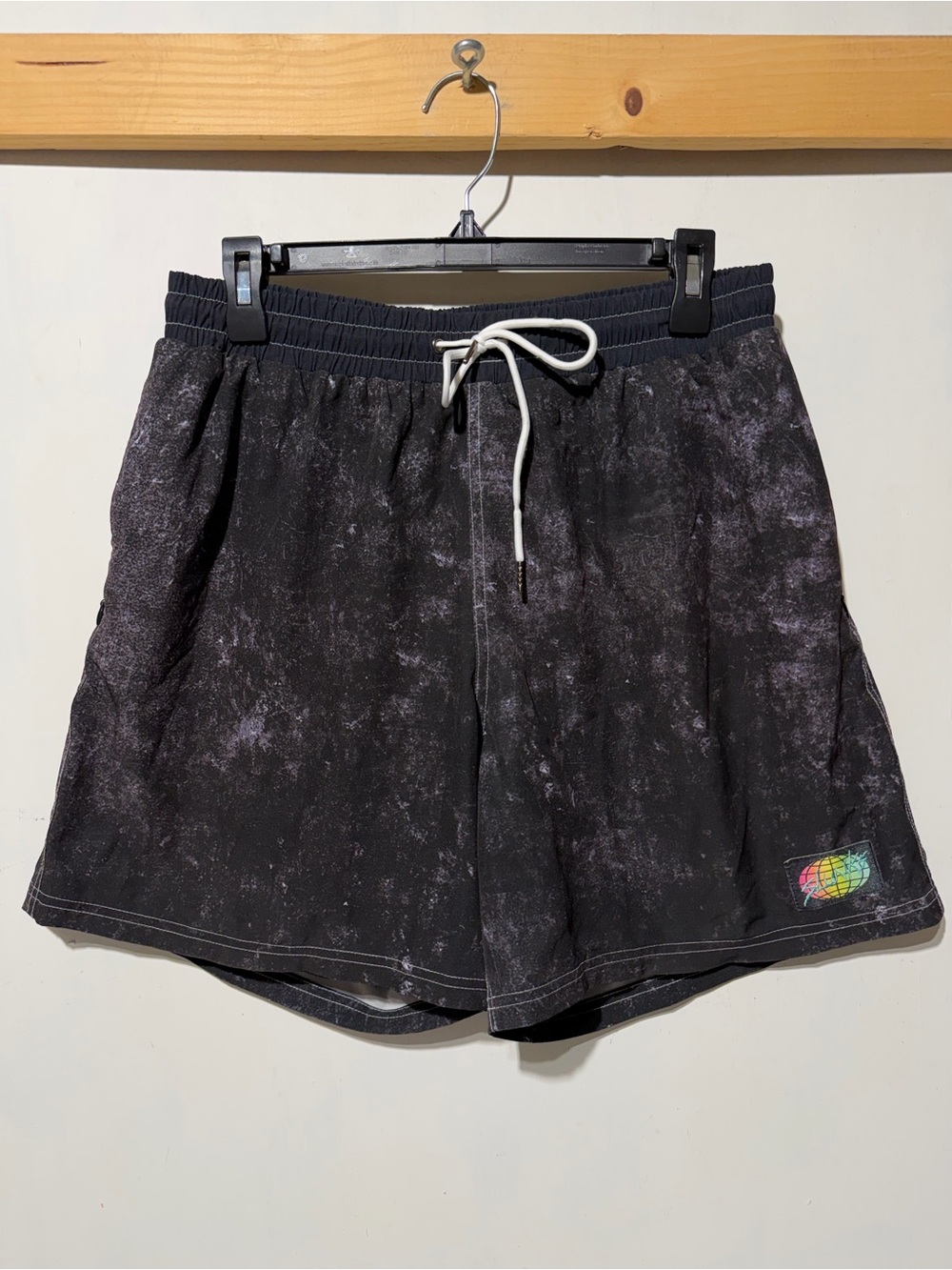 Mens Slunks Spell Out Acid Wash Volleyball Boardshoers XL Lined